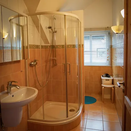 Mountfrosch Mit Sauna Und Naturpool